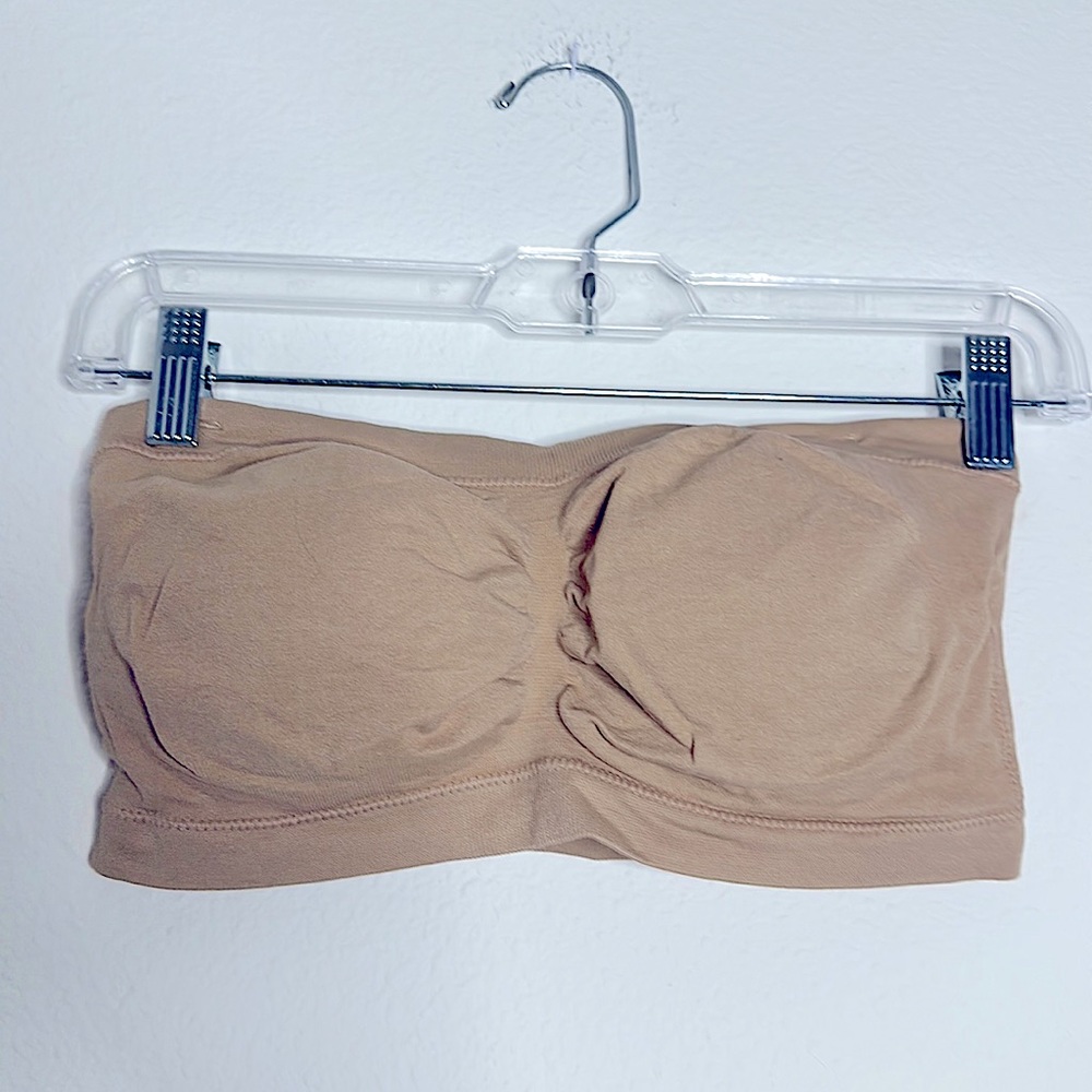 Macy’s brand Size Large Strapless bra with removable cups and straps